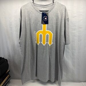 Fanatics Gray Tee with Yellow Graphic